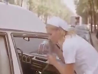 Млад глава медицински сестри 1979, безплатно глава тръба x номинално клипс 27