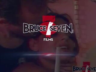 Bruce seven - zara yra vienas oversexed brunetė kas tiesiog keeps meldimas ed už daugiau!
