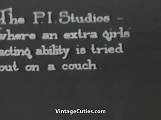 Painter seduces and fucks a single lover (1920s vintage)