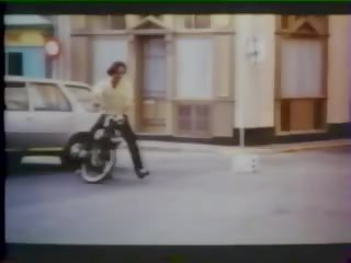 Tas des 1981: حر فرنسي كلاسيكي قذر قصاصة فيلم a8