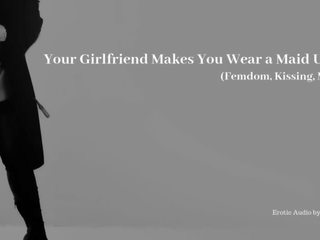 A fiatal hölgy teszi ön viselet egy takarítónő egyenruha - erotikus audio (femdom)