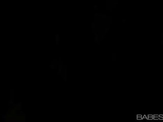 বিশাল আলনা বৈশিষ্ট্য karina সাদা গ্লেমার x হিসাব করা যায় সিনেমা