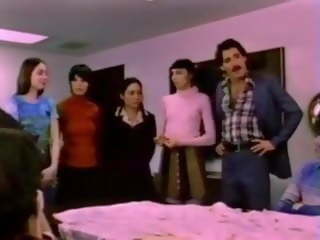 Surowy footage 1976: bel ami 1976 seks film klips f7
